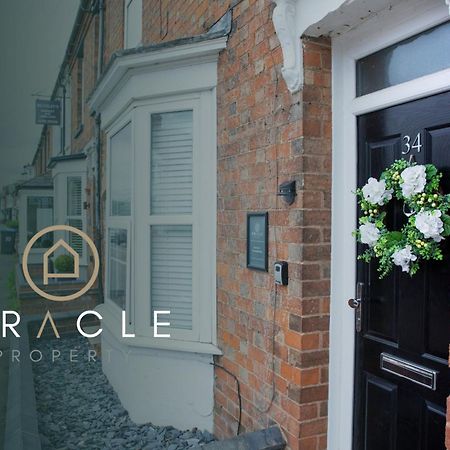 Central Studio Apartments In Stratford Upon Avon Shottery ภายนอก รูปภาพ